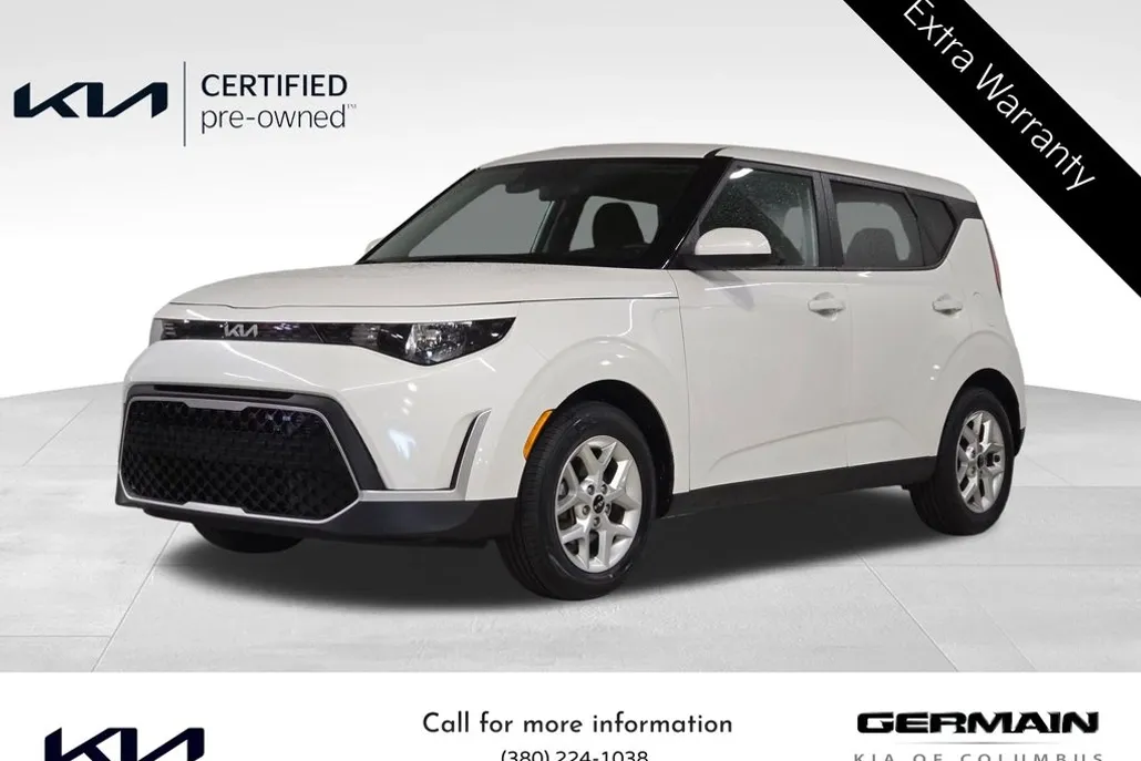 2023 Kia Soul LX photo 1