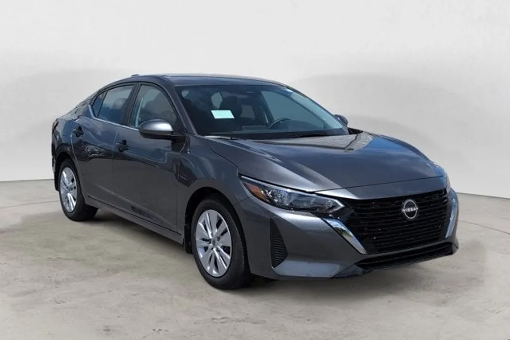 2025 Nissan Sentra S photo 1