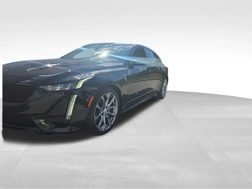 2024 Cadillac CT5 V photo 1