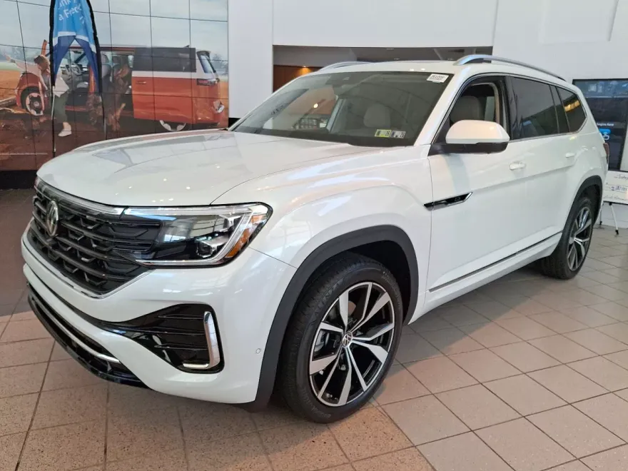 2026 Volkswagen Atlas SEL Premium R-Line photo 1