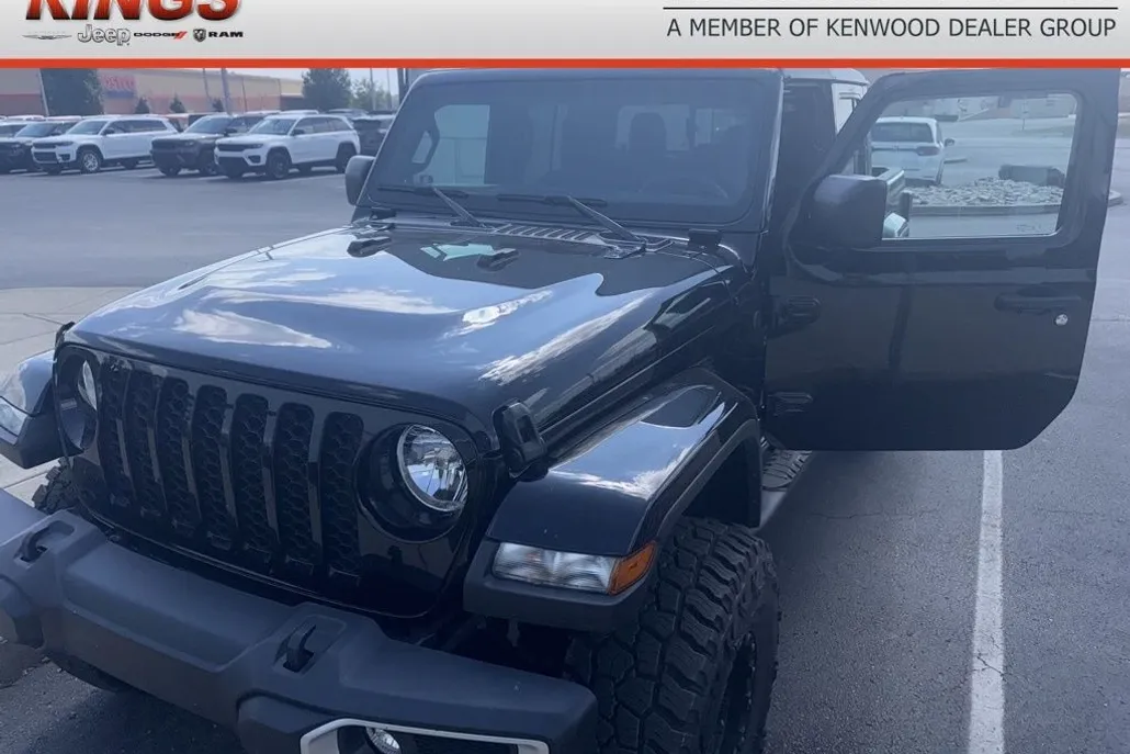 2023 Jeep Gladiator Sport S photo 1
