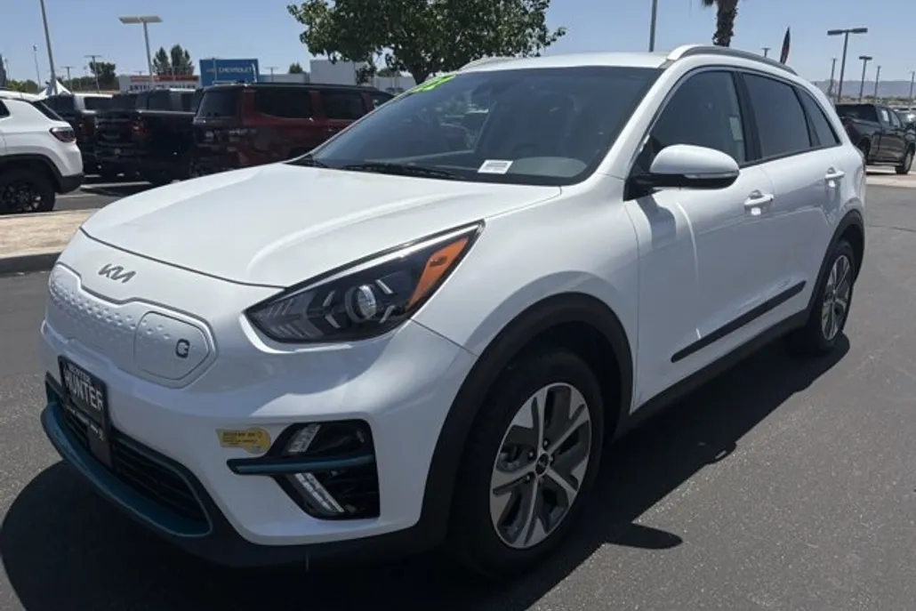 2022 Kia Niro EV EX Premium photo 1