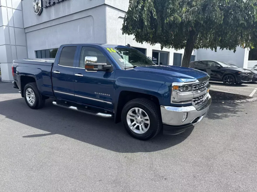 2016 Chevrolet Silverado 1500 LTZ photo 1