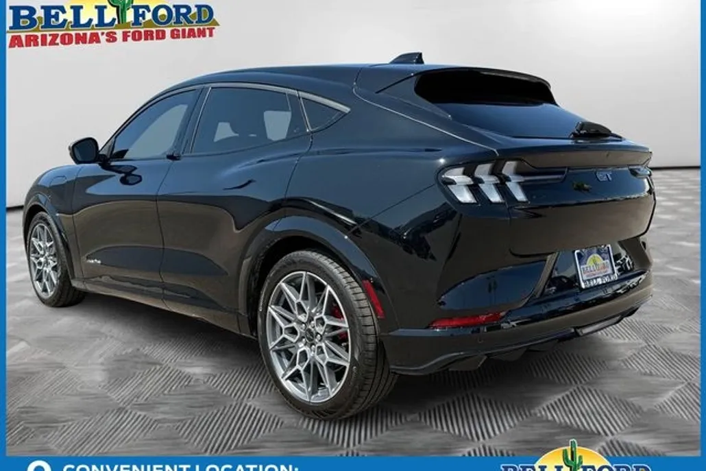 2025 Ford Mustang Mach-E GT photo 1