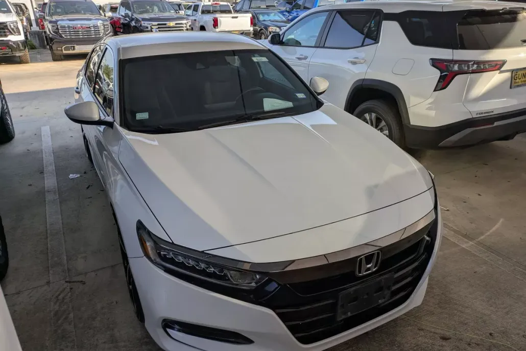 2020 Honda Accord Sport photo 1