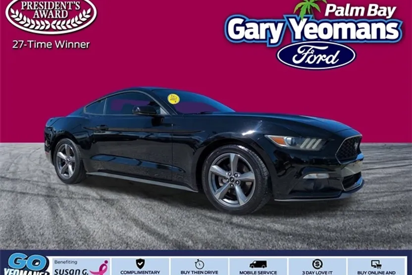 2015 Ford Mustang V6 photo 1