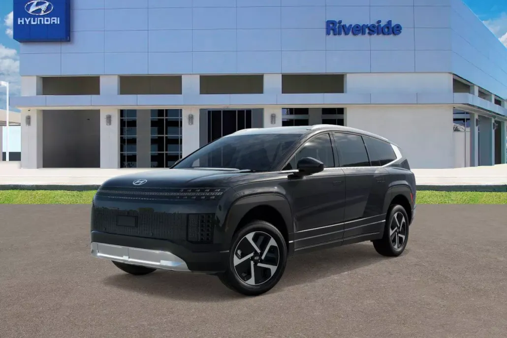 2026 Hyundai Ioniq SE photo 1