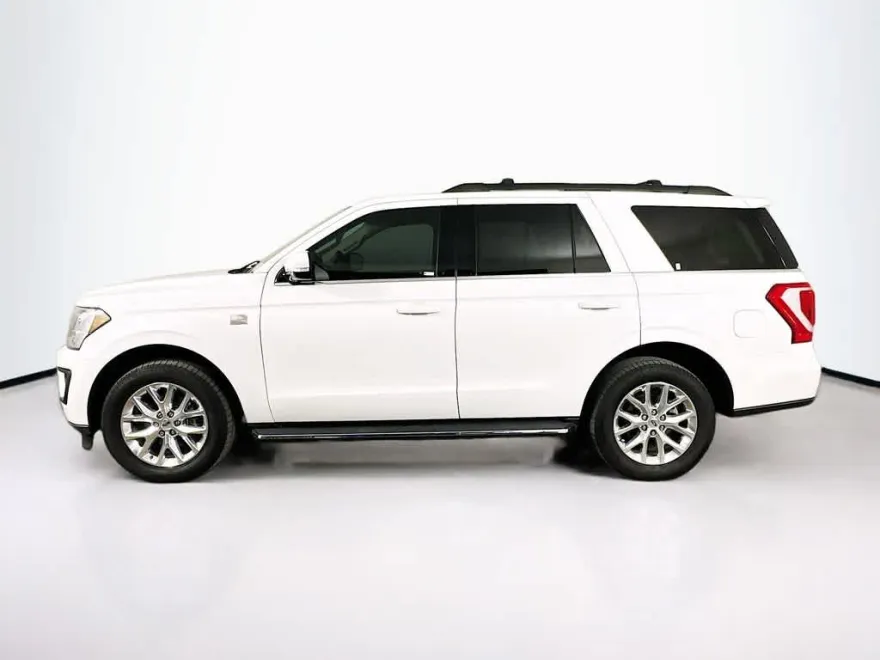 2020 Ford Expedition XLT photo 1