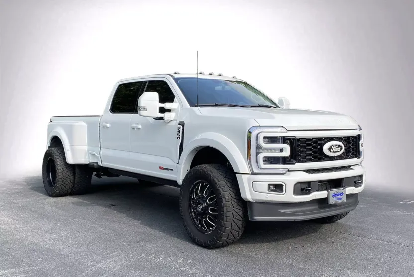 2024 Ford F-450 Limited photo 1