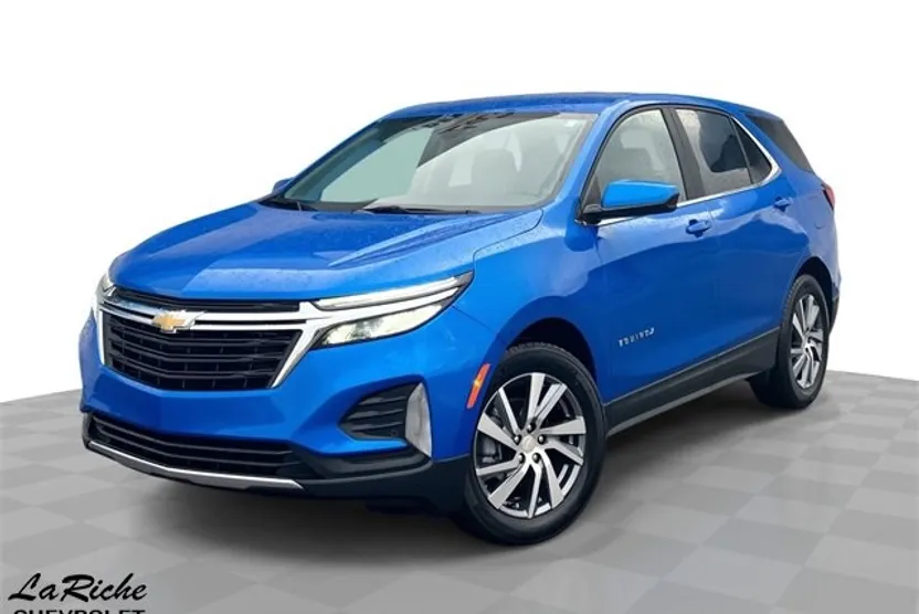 2024 Chevrolet Equinox LT photo 1