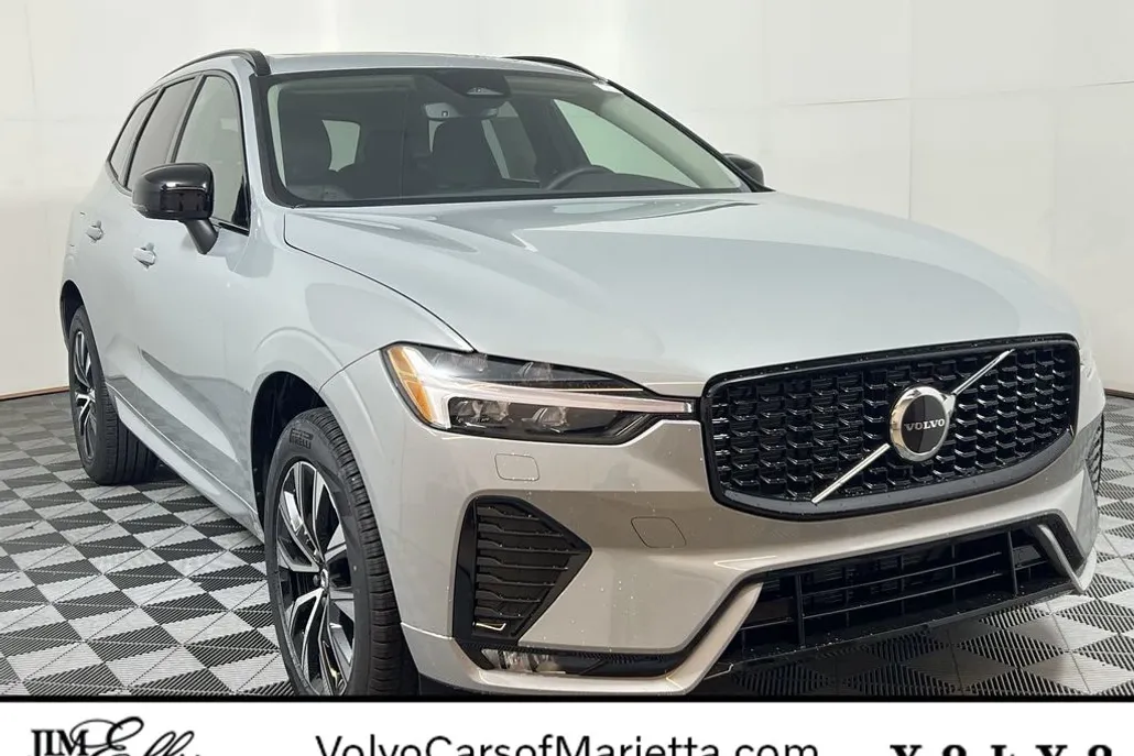2025 Volvo XC60 B5 Core photo 1