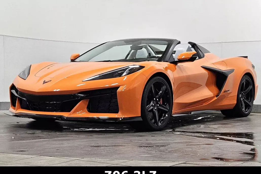 2023 Chevrolet Corvette Z06 3LZ Convertible photo 1
