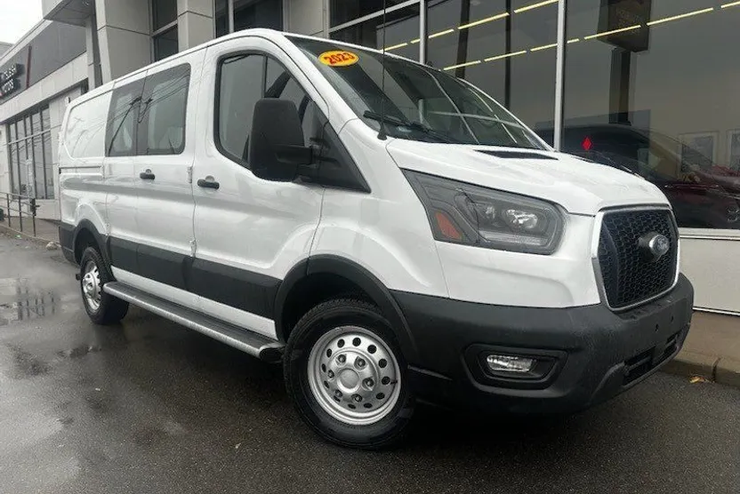 2023 Ford Transit photo 1