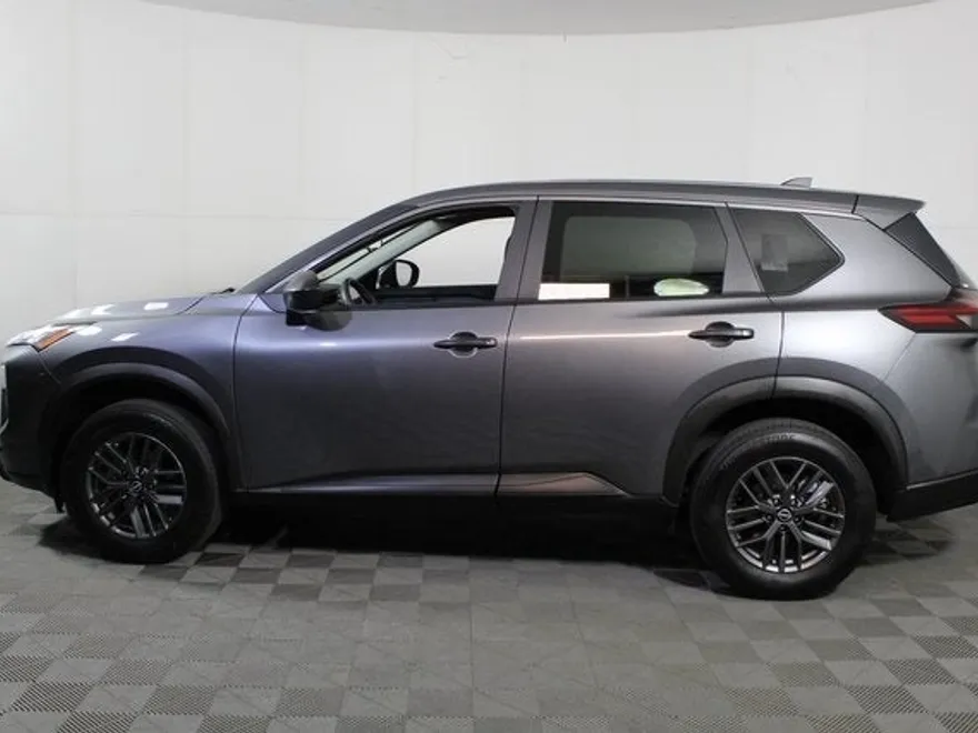 2024 Nissan Rogue S photo 1
