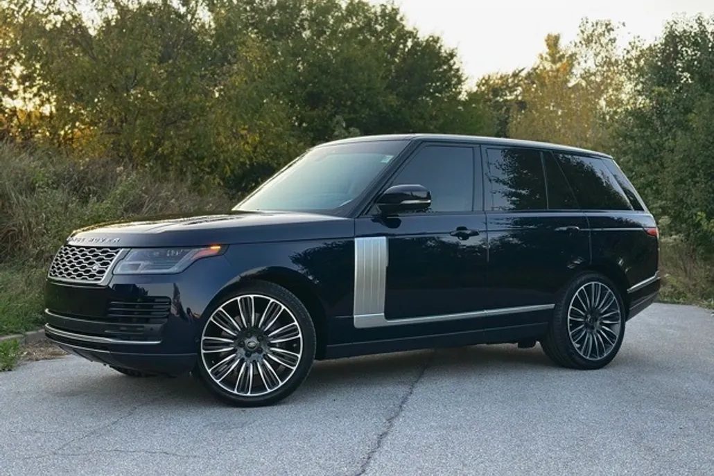 2021 Land Rover Range Rover P525 HSE HSE Westminster Edition photo 1