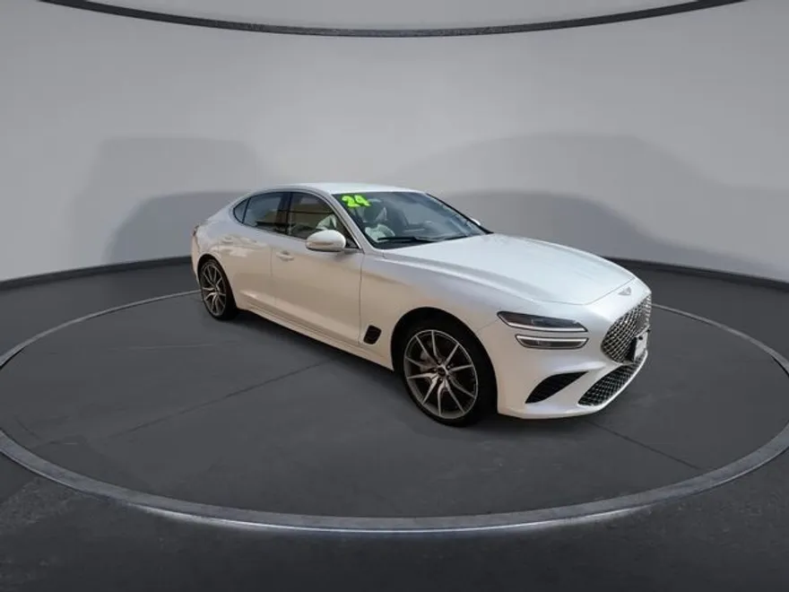 2024 Genesis G70 2.5T photo 1