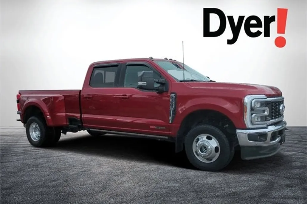 2025 Ford F-350 Lariat photo 1