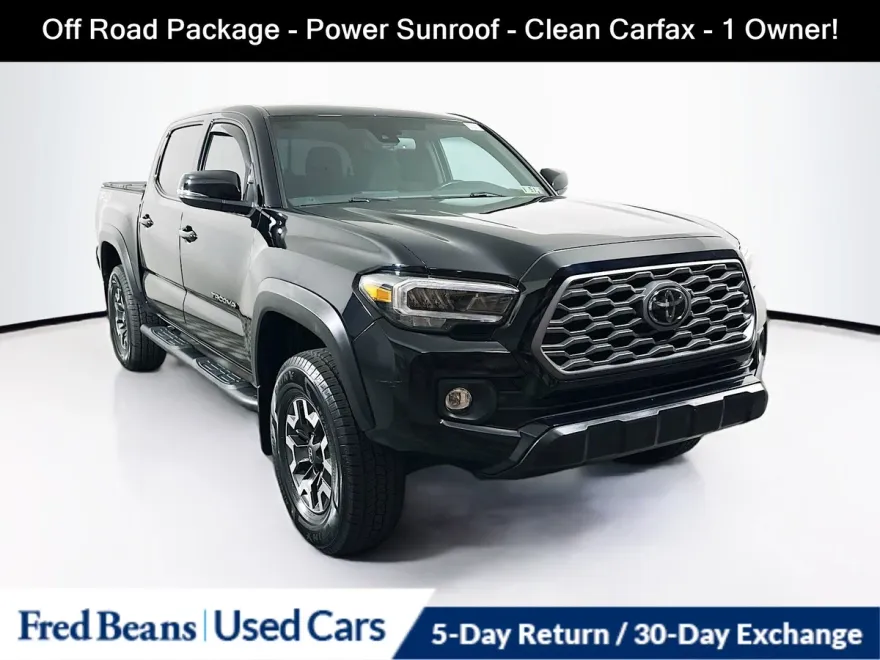2022 Toyota Tacoma SR Double Cab photo 1