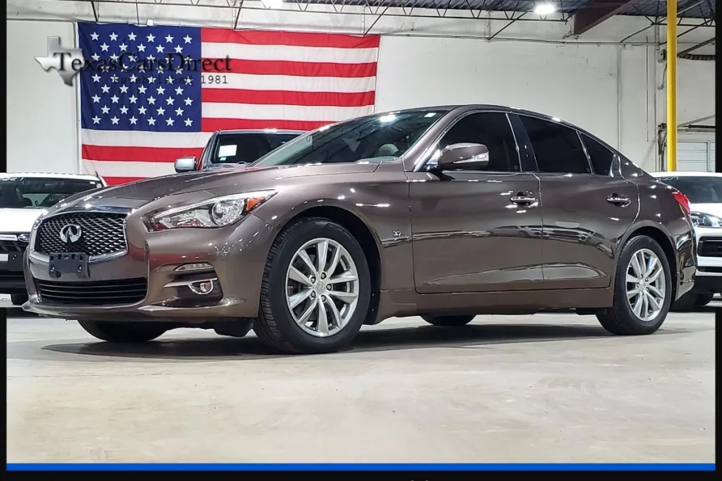 2014 Infiniti Q50 Premium photo 1