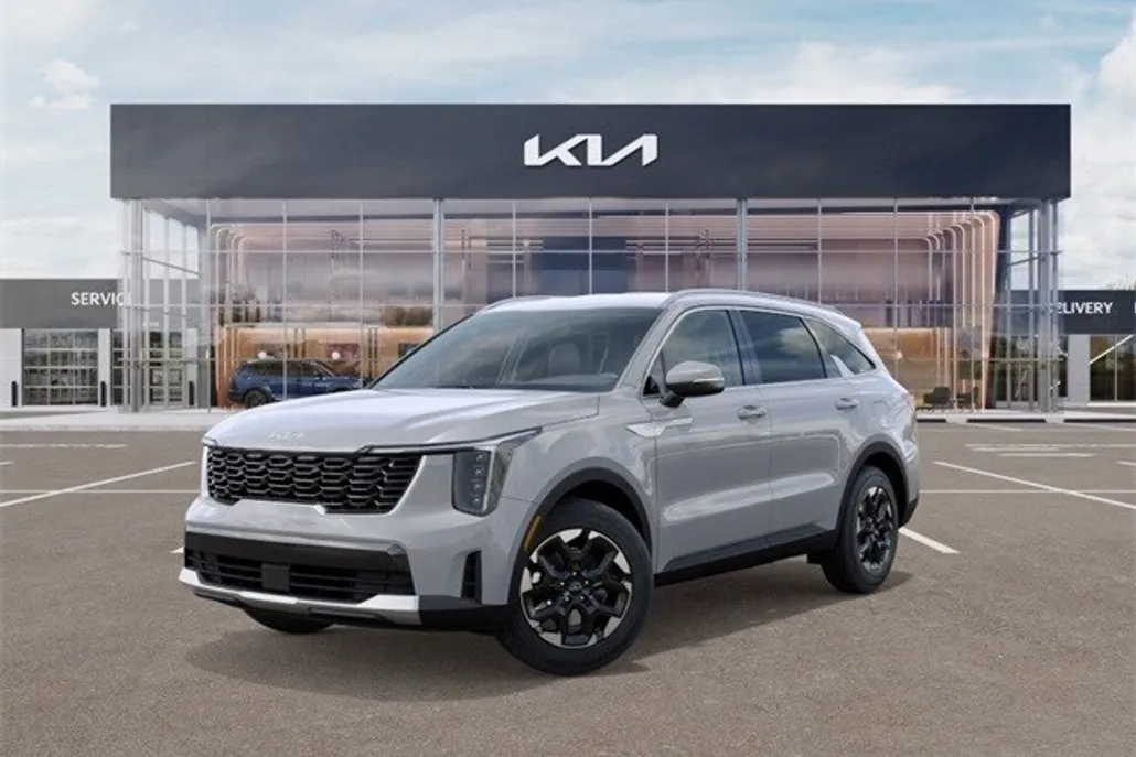 2025 Kia Sorento S photo 1