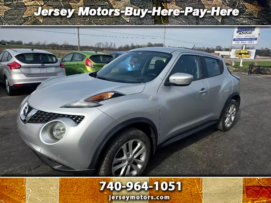 2015 Nissan Juke S photo 1