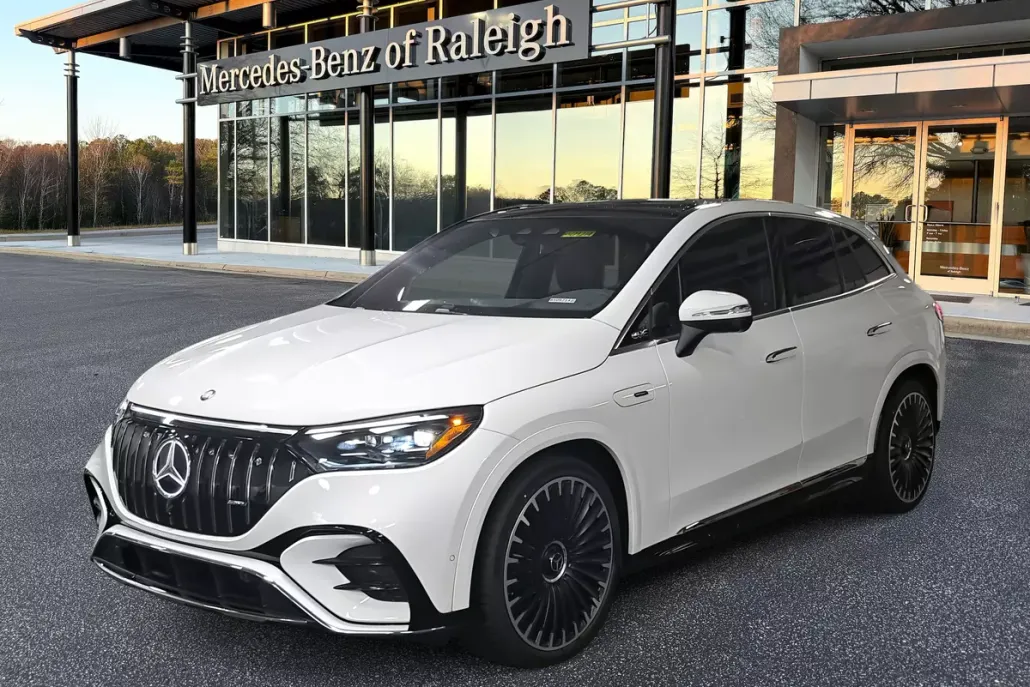 2025 Mercedes Benz EQE SUV AMG photo 1