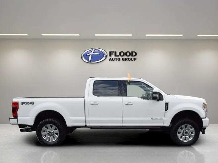 2022 Ford F-350 Platinum photo 1