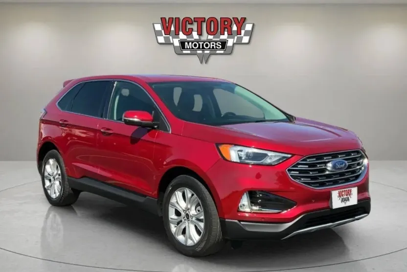 2023 Ford Edge Titanium photo 1