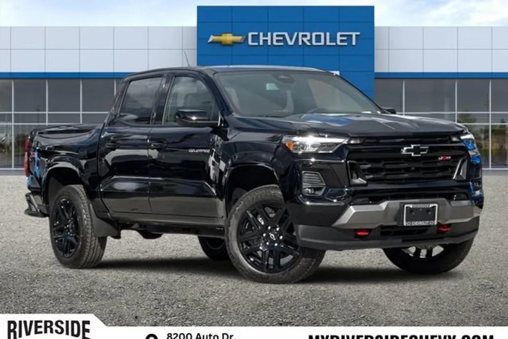 2025 Chevrolet Colorado Z71 photo 1