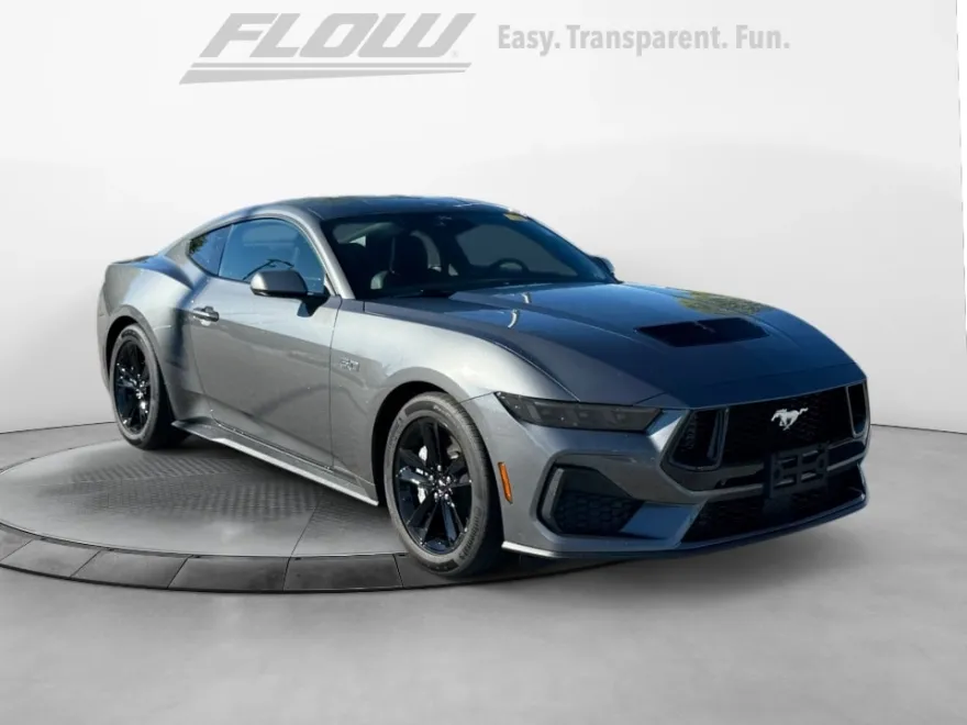 2025 Ford Mustang GT photo 1