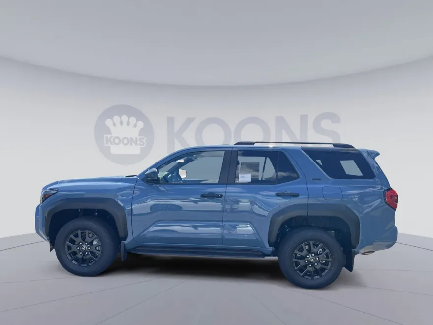 2025 Toyota 4Runner SR5 photo 1