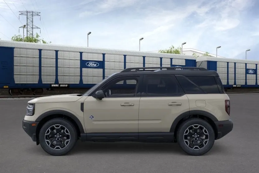 2025 Ford Bronco Sport Outer Banks photo 1