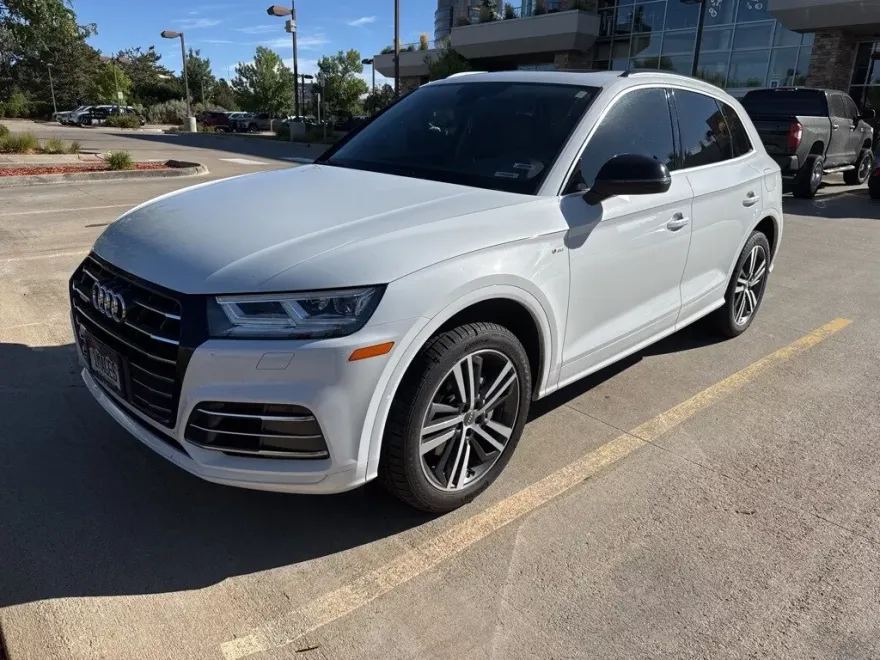2020 Audi Q5 55 Premium Plus photo 1