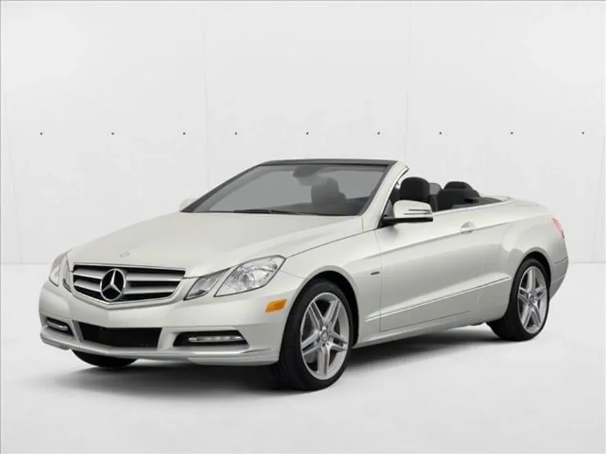 2011 Mercedes Benz E 550 Cabriolet photo 1