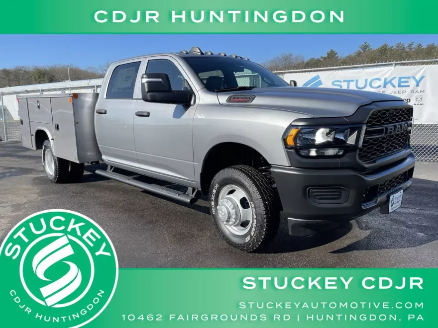 2024 Ram 3500 Tradesman photo 1
