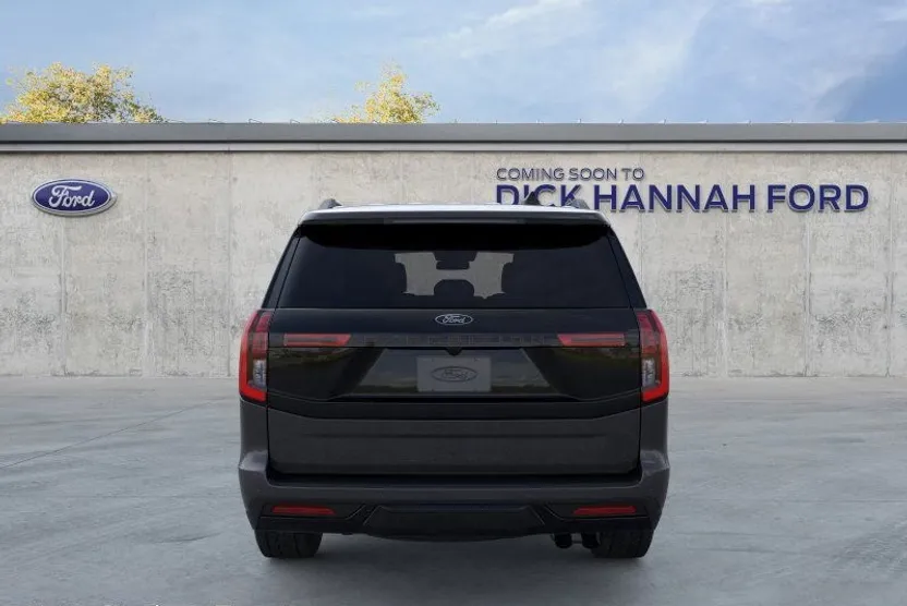 2025 Ford Expedition photo 1
