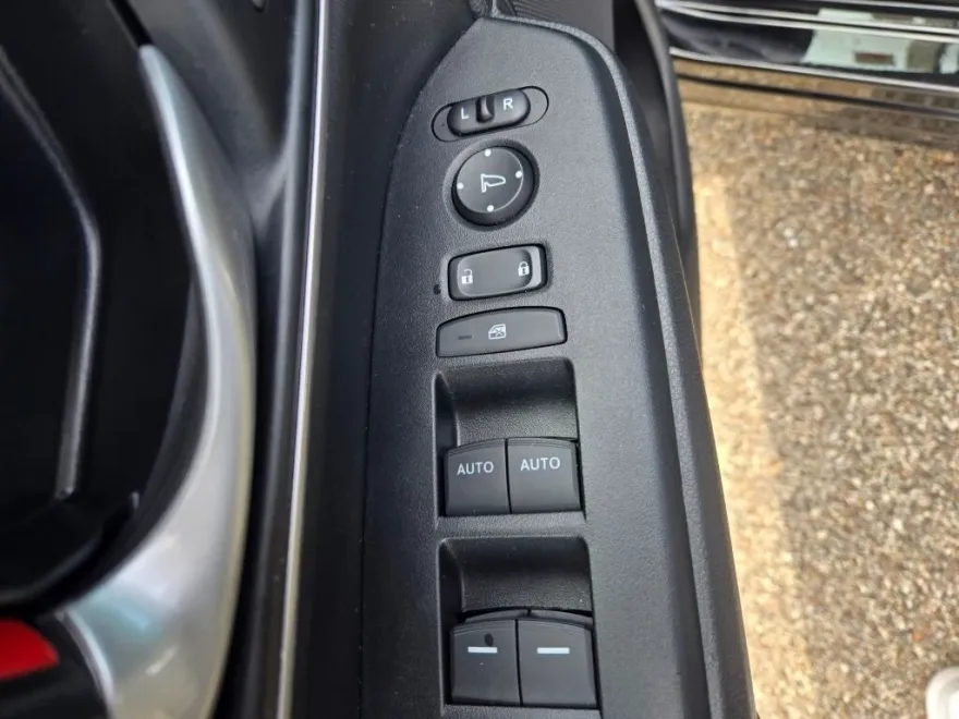 2022 Honda CR-V Hybrid EX-L photo 22
