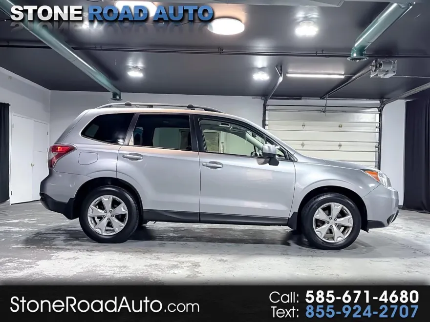 2015 Subaru Forester 2.5i Premium photo 1