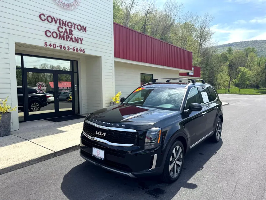 2022 Kia Telluride S photo 1