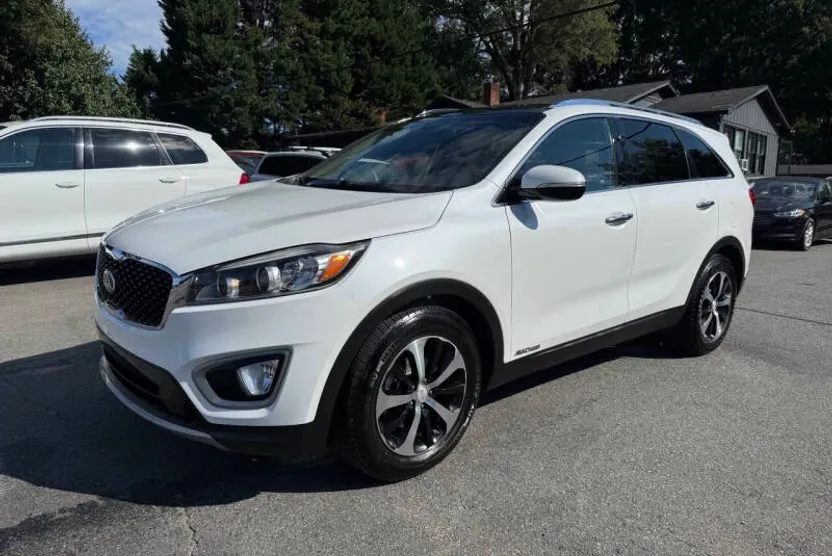 2016 Kia Sorento EX V6 photo 1