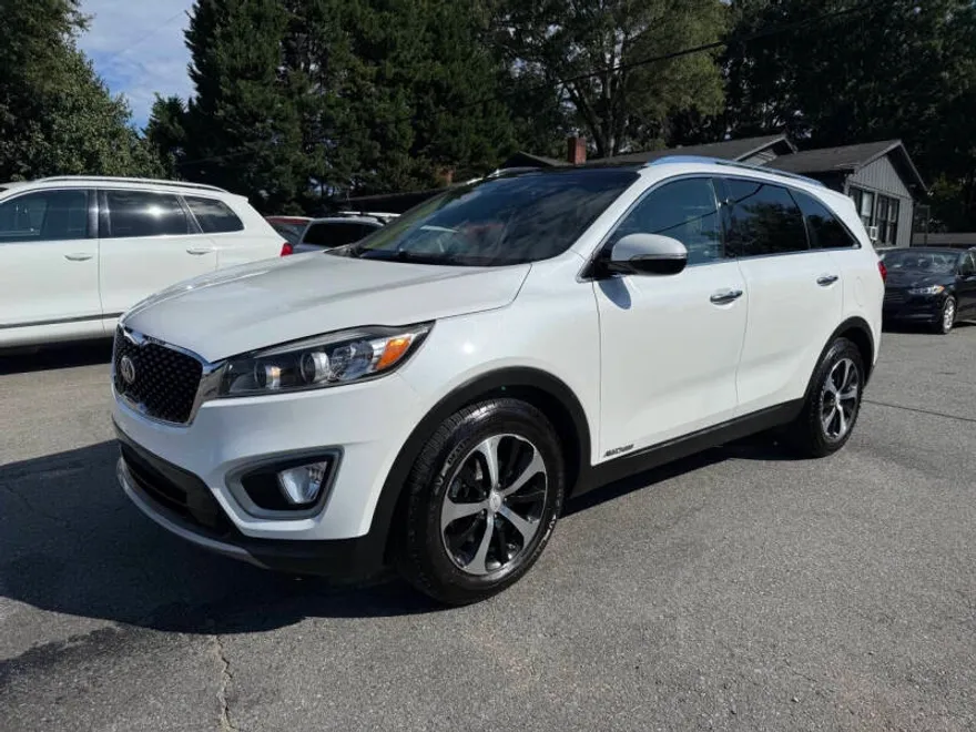 2016 Kia Sorento EX V6 photo 1