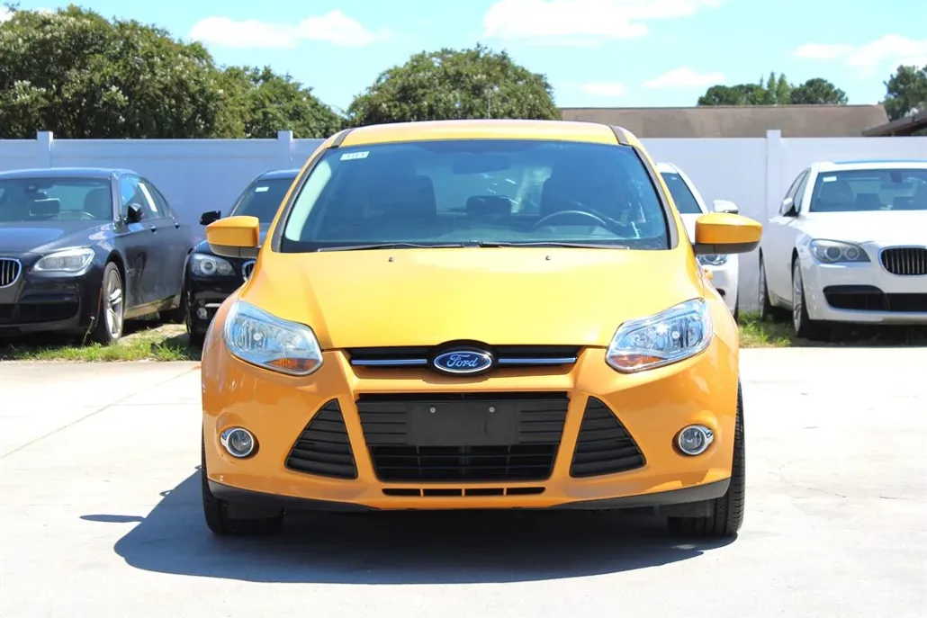 2012 Ford Focus SE photo 1