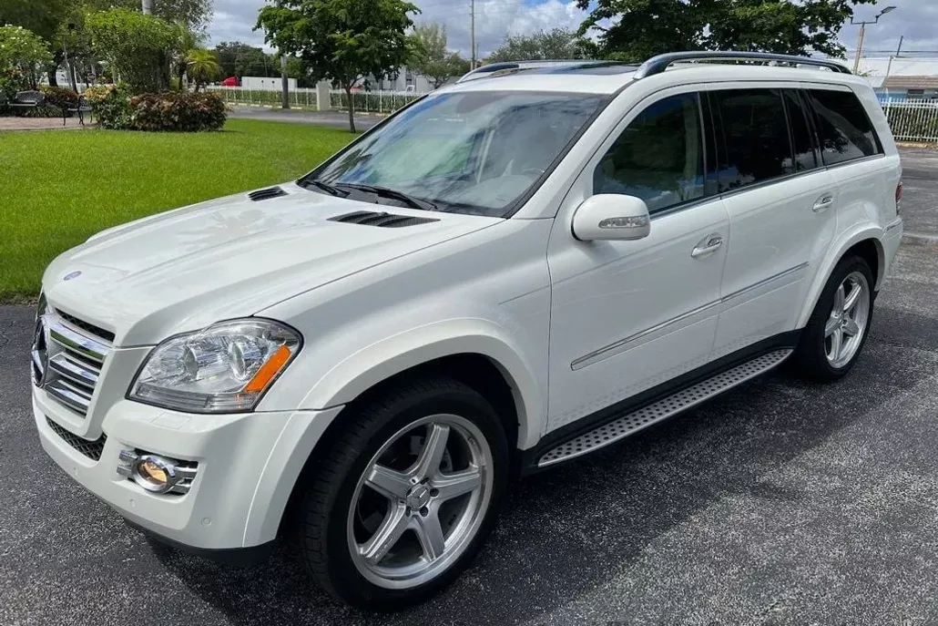 2008 Mercedes Benz GL 550 photo 1