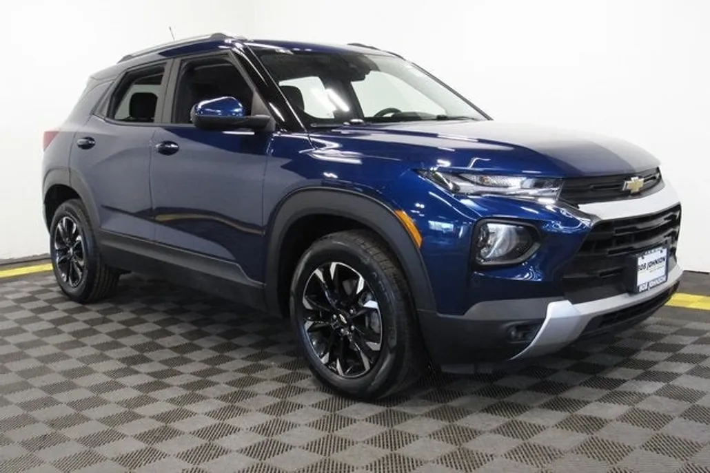 2023 Chevrolet Trailblazer LT photo 1