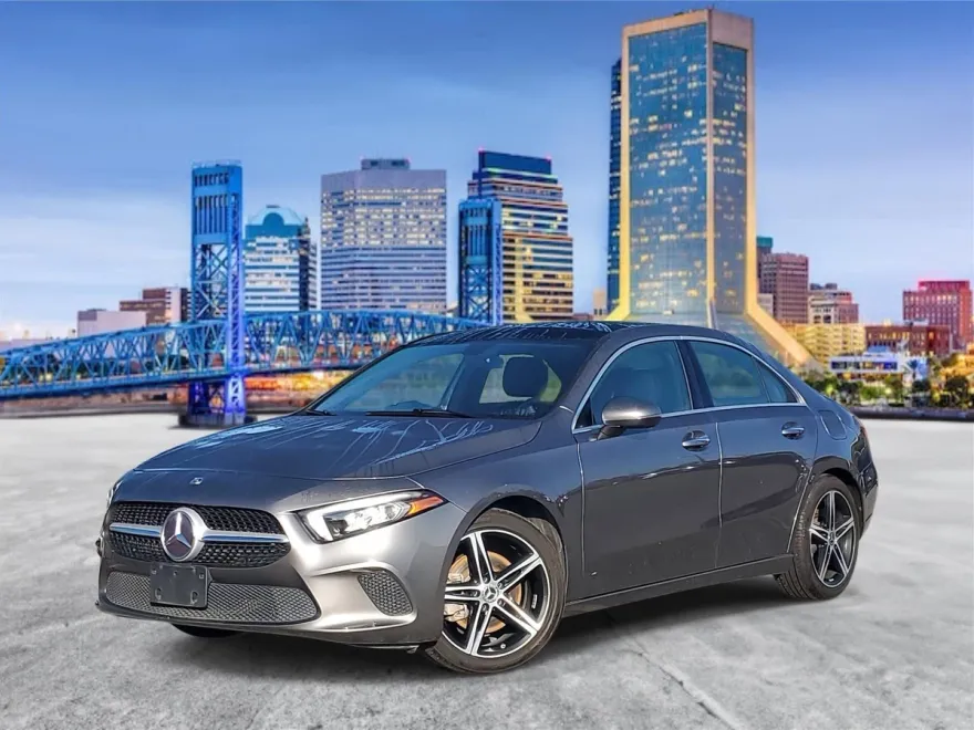 2019 Mercedes Benz A 220 photo 1