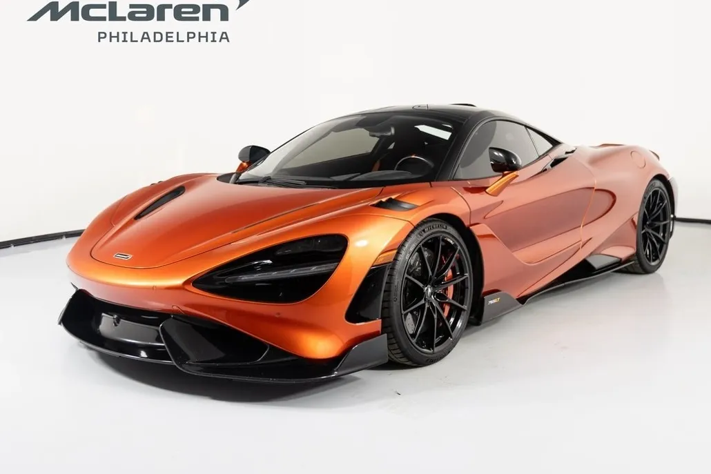 2021 Mclaren 765LT photo 1