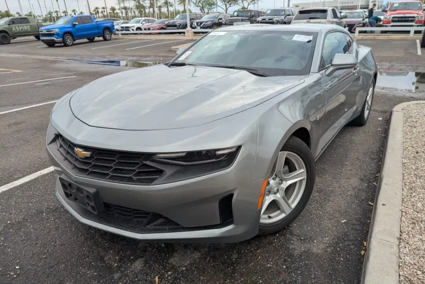 2023 Chevrolet Camaro 1LS 1LT photo 1