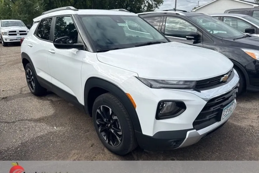 2021 Chevrolet Trailblazer LT photo 1