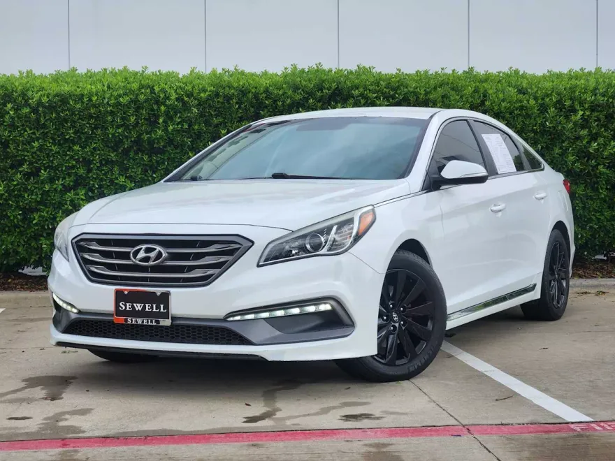 2016 Hyundai Sonata Sport photo 1