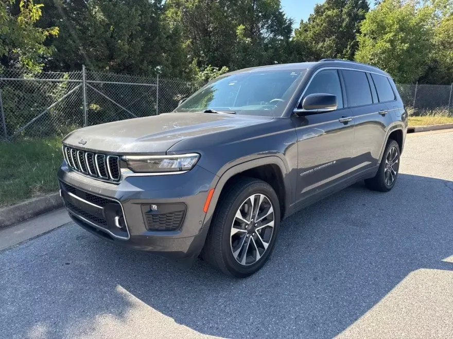 2021 Jeep Grand Cherokee Overland photo 1